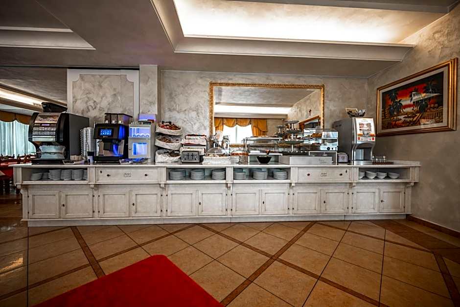 Hotel Confine