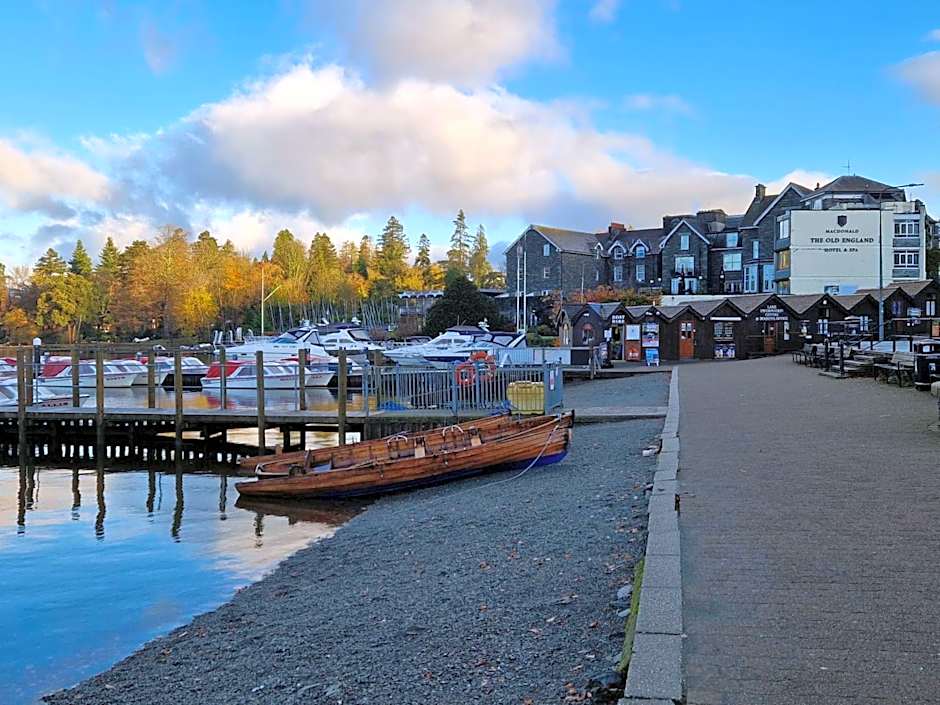 Macdonald Old England Hotel & Spa