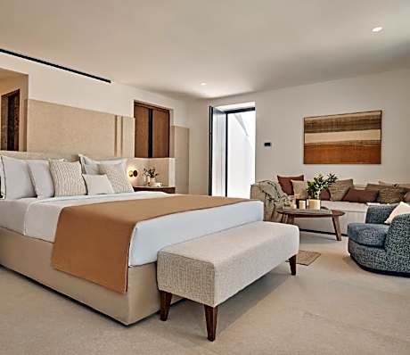 Premium Pool Suite with Sea View