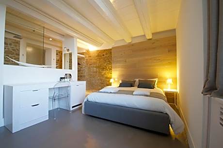 Apartment - Split Level
