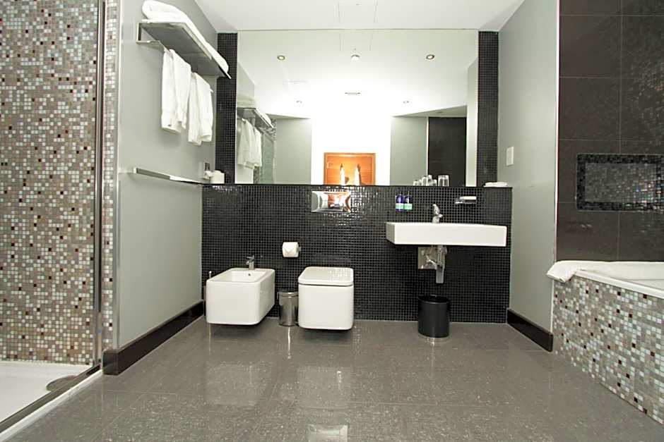 Rafayel Hotel & Spa