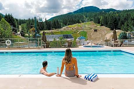 Pan Pacific Whistler Mountainside