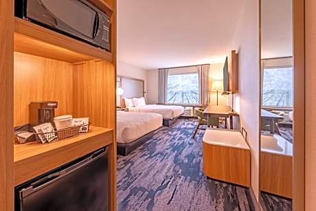Queen Room with Two Queen Beds