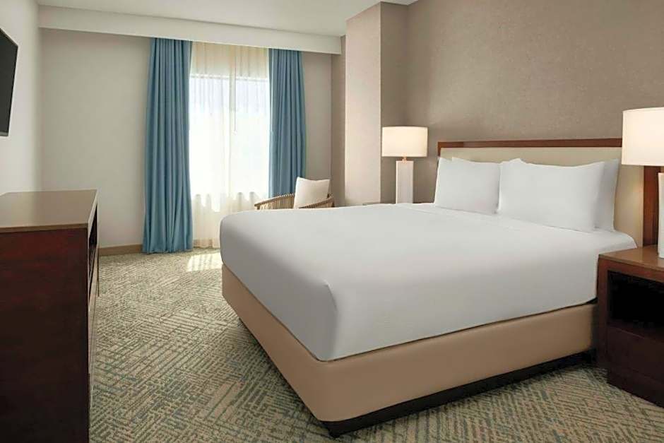 Courtyard by Marriott Anaheim Theme Park Entrance