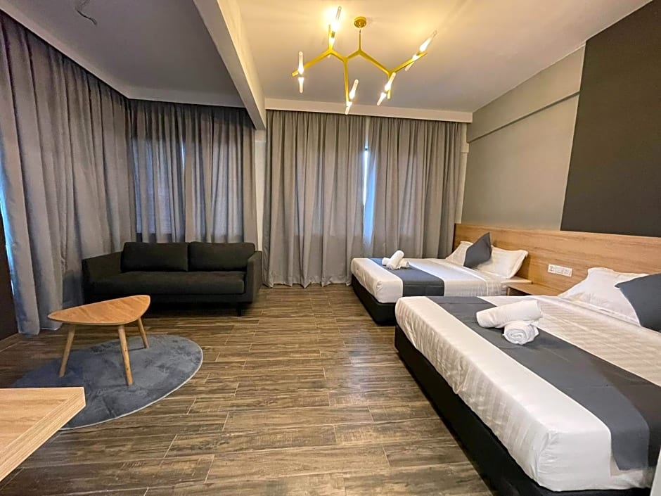 DJ Citi Plaza Hotel & Suites