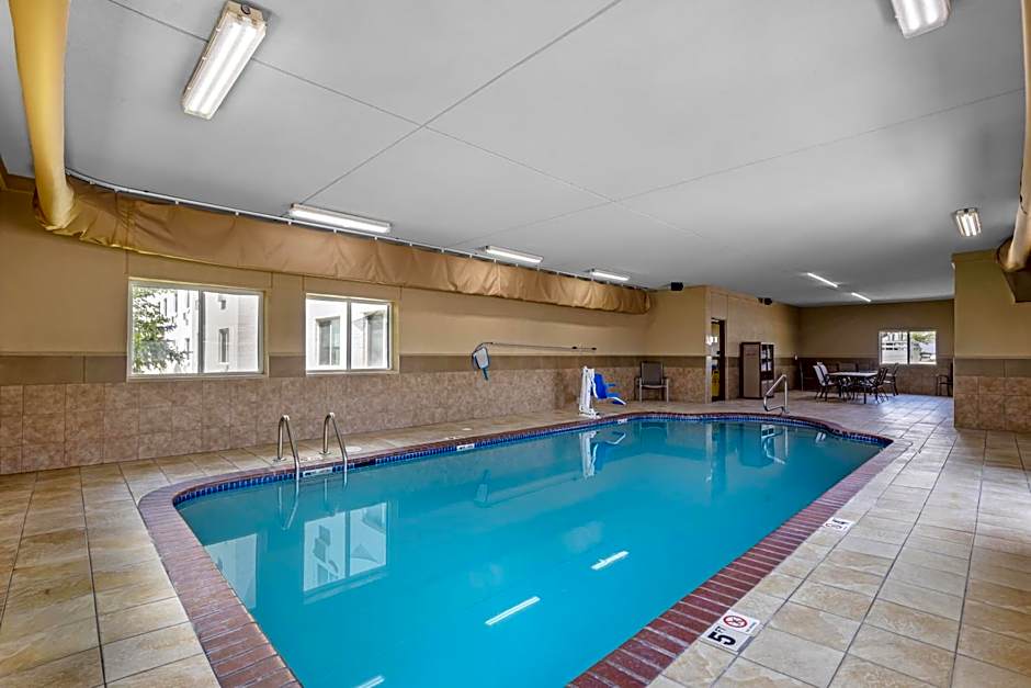 Best Western Plus Altoona Inn