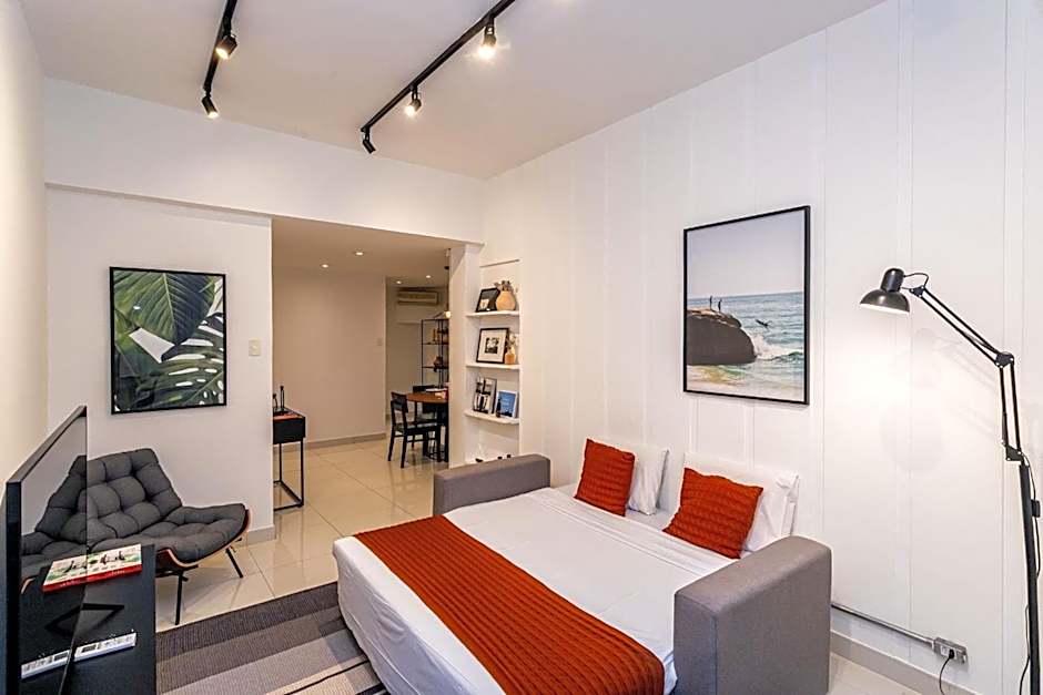 Apartamento Moderno a 300 m da Praia do Leblon