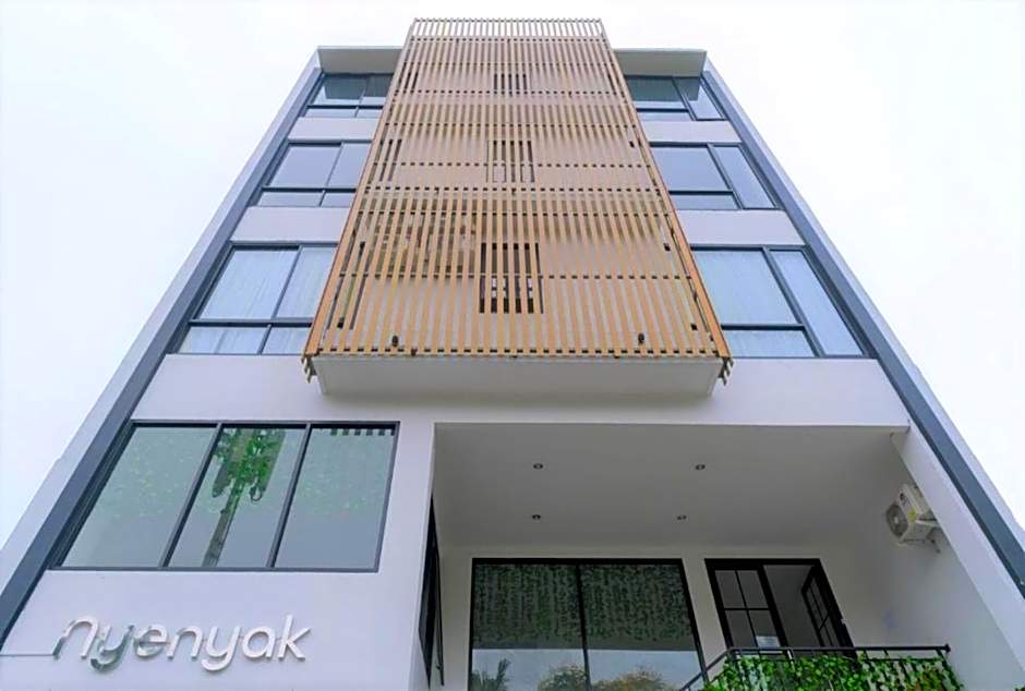 NYENYAK MRT Lebak Bulus Simatupang