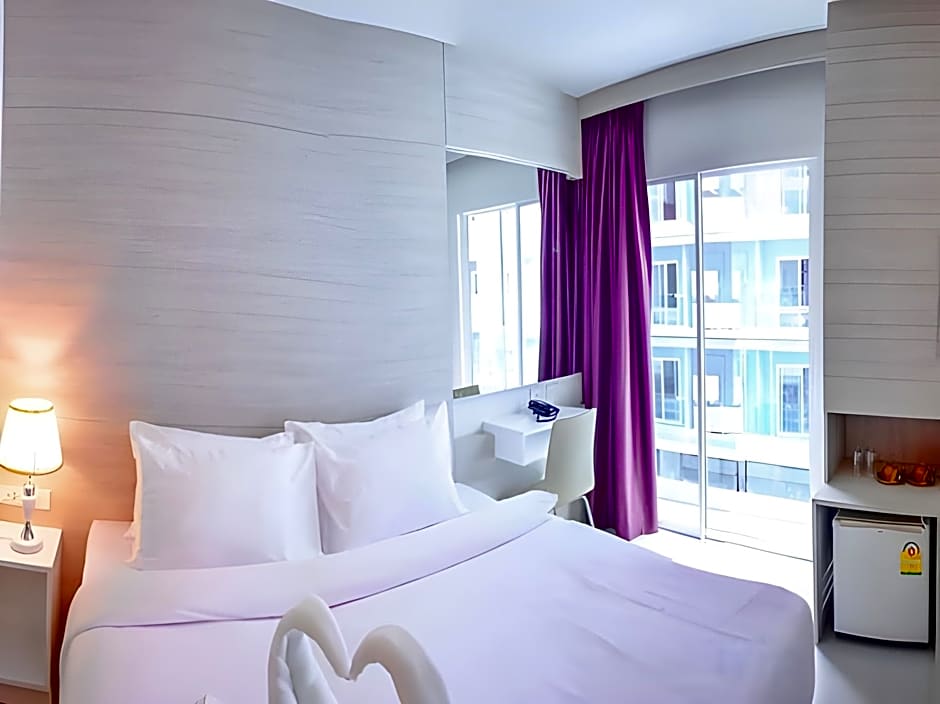 Mirage Express Patong Phuket Hotel