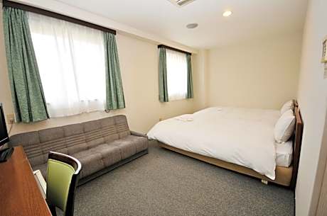 Standard Twin Room with Sofa