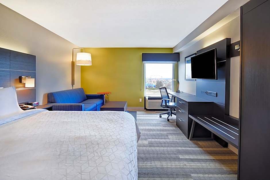 Holiday Inn Express & Suites Allentown-Dorney Park Area By IHG