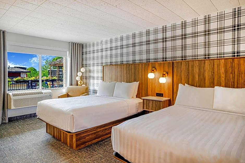 Travelodge by Wyndham Niagara Falls at the Falls