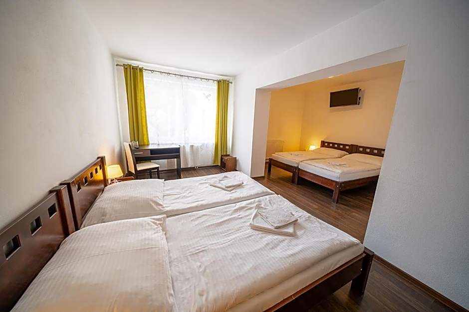 Leone Penzion&Restaurant