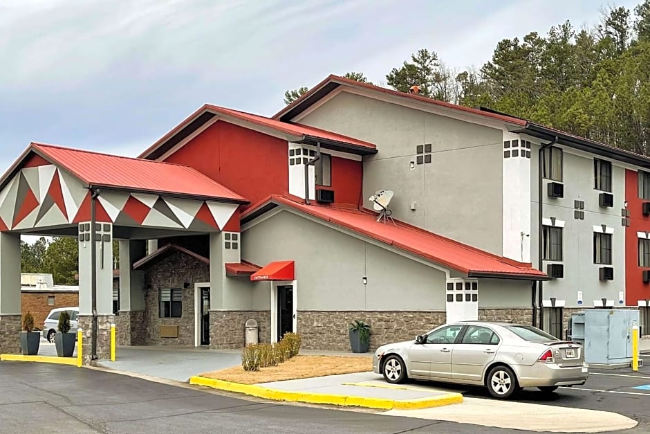 Econo Lodge Cartersville-Emerson Lake Point