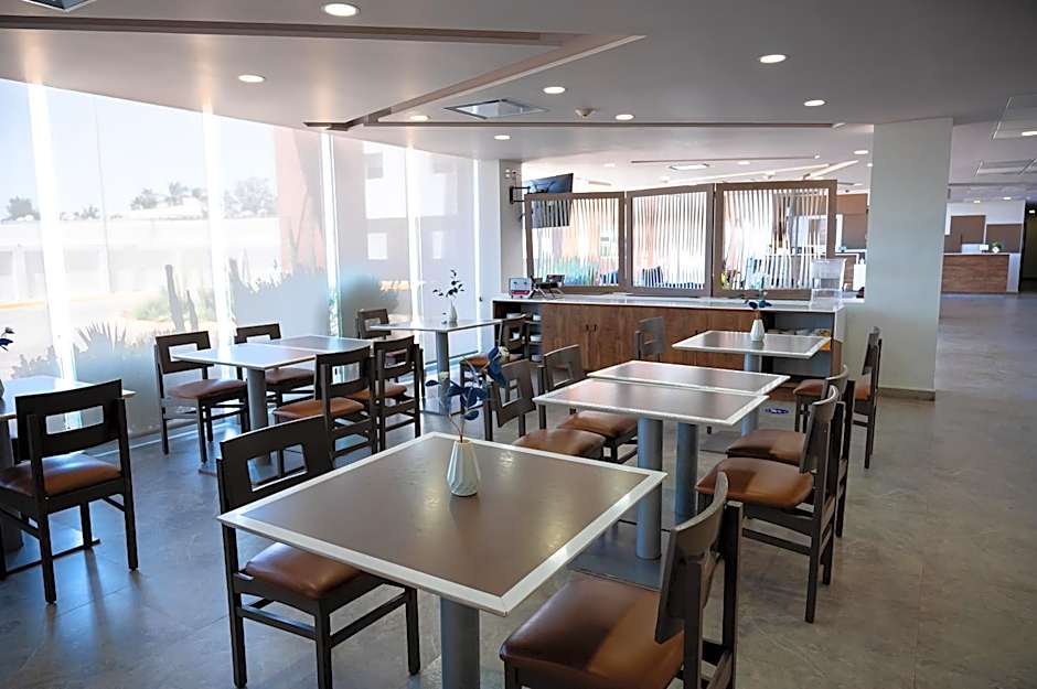Comfort Inn & Suites Los Cabos