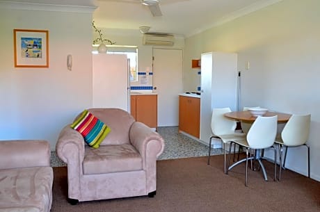 Two-Bedroom Apartment (4 Adults)