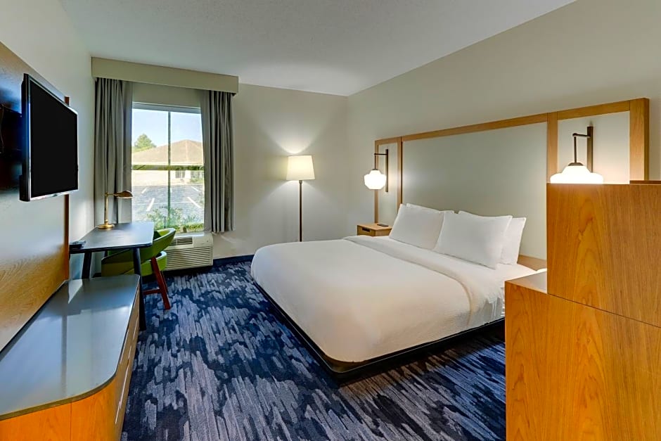 Fairfield Inn & Suites Southport