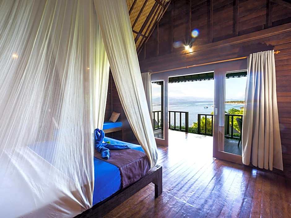 Song Lambung Beach Huts