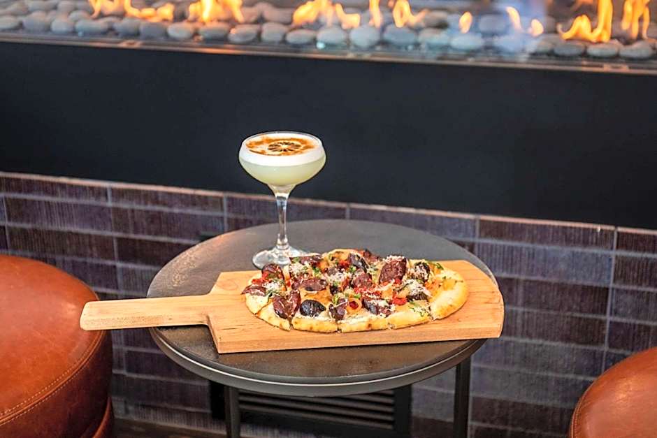 Cambria Hotel Denver Downtown RiNo