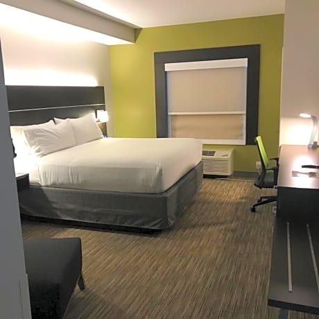 1 King Bed Standard