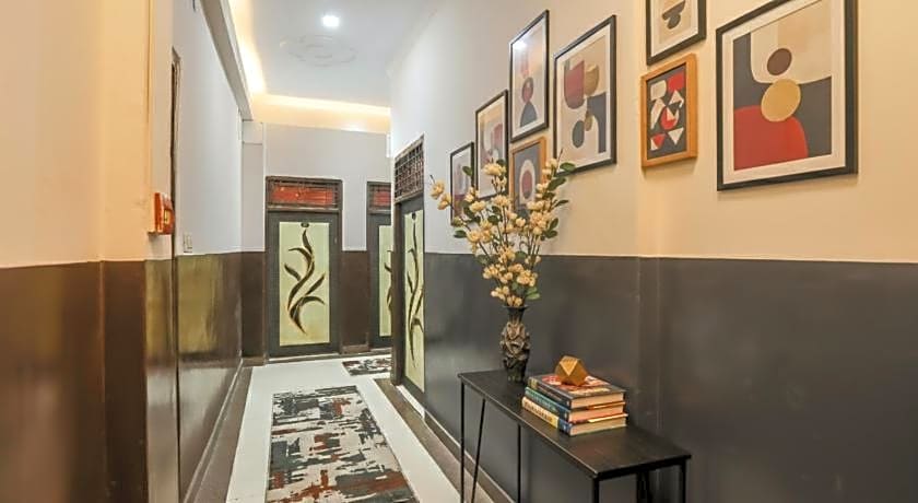 FabHotel Pranjul Inn