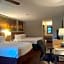 Days Inn & Suites by Wyndham Peachtree City