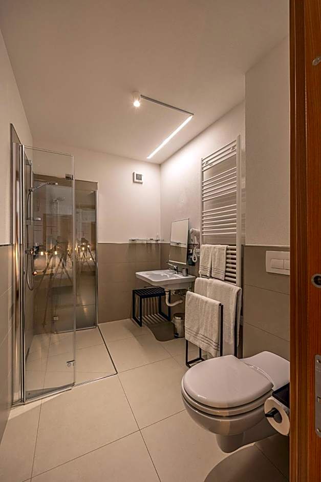 Giallo Dolomiti Wellness