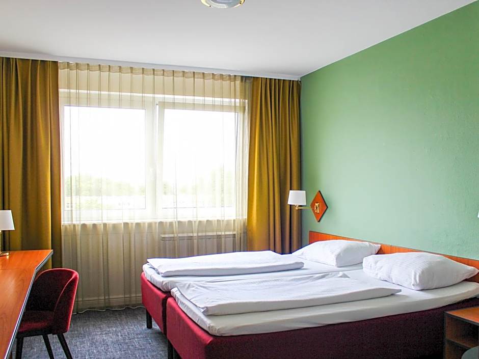 Good Morning + Berlin City East