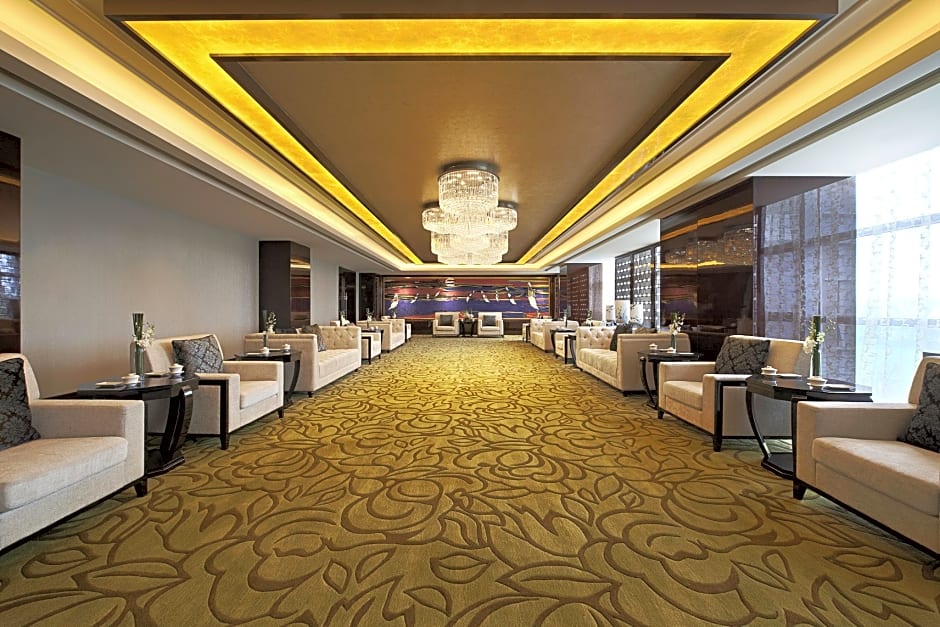 Sheraton Shanghai Waigaoqiao Hotel