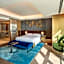 Renaissance Shenzhen Bay Hotel