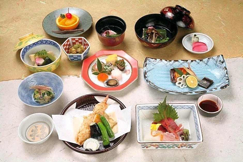 Ryokan Wakamiya Hotel