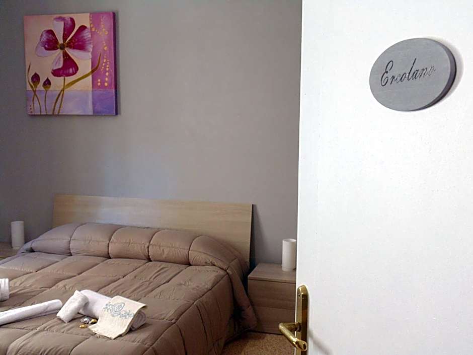 Parthenope rooms