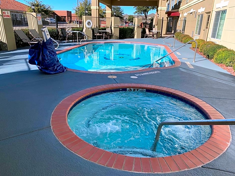 SureStay Plus Hotel by Best Western Mesquite