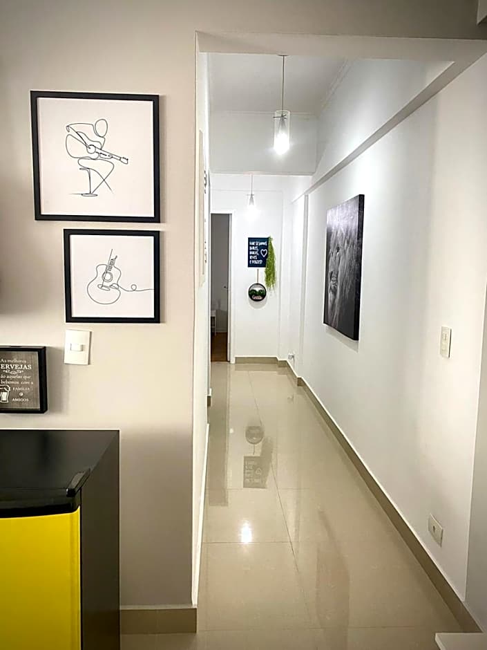 Apartamento Guarujá, Frente Mar, Pé na areia, moderno!!!