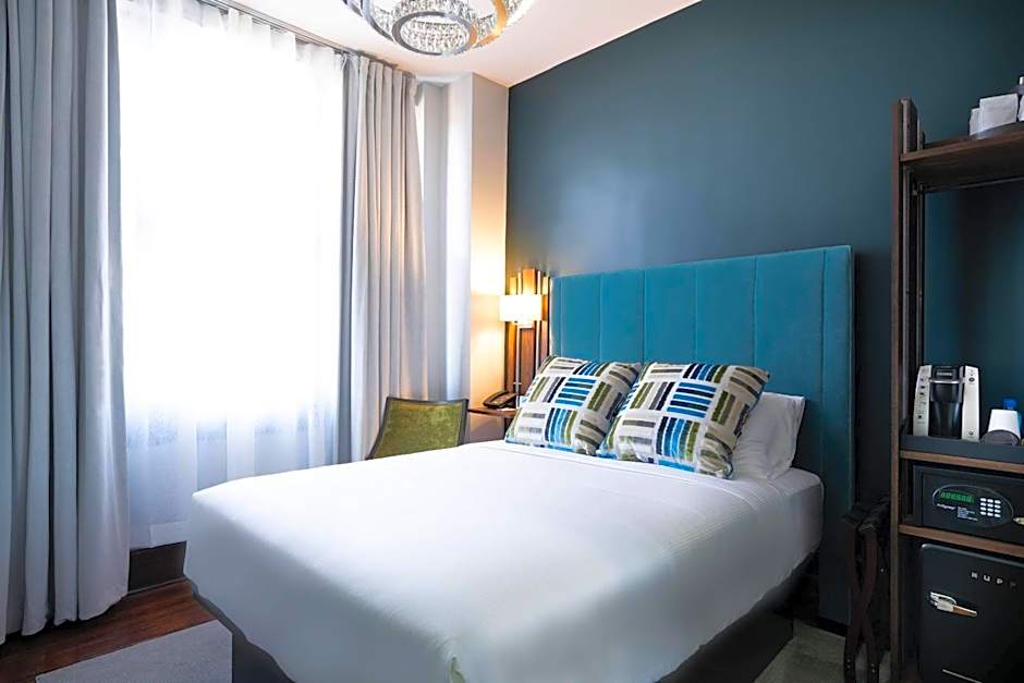 The Esquire Hotel Downtown Gastonia, an Ascend Collection Hotel