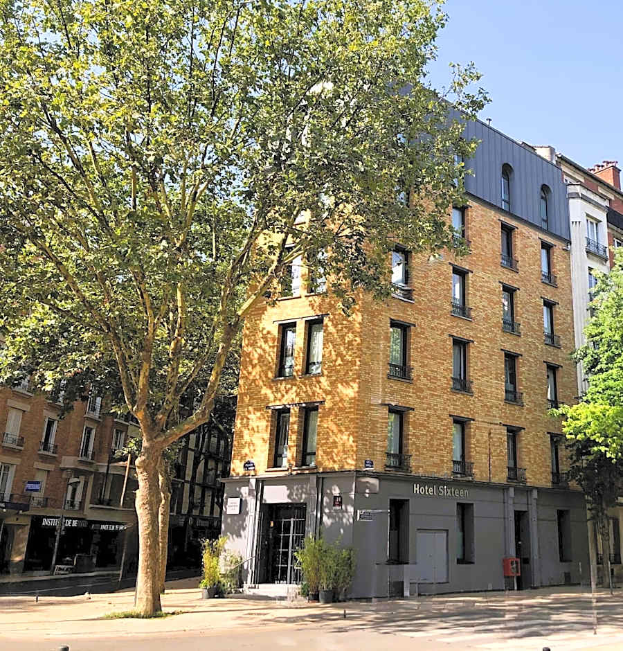 Hotel Sixteen Paris Montrouge