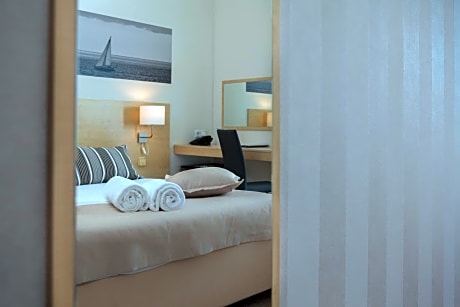 Classic Double Room with Balcony and Sea View