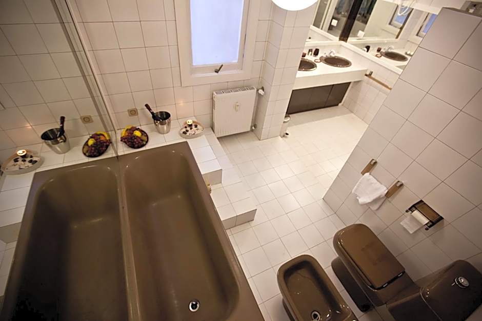 Heart of Rome Rooms