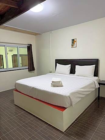 1st Floor Standard Room A102