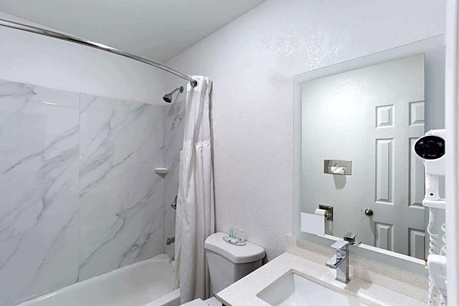 Quality Inn Redding near I-5