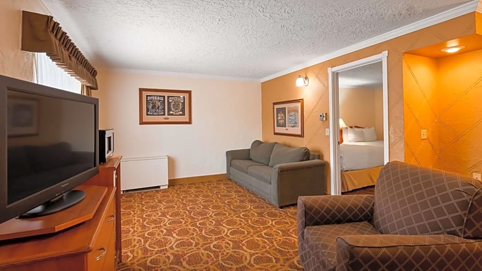 Sturgis Lodge and Suites