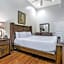 Stylish 4BR condo in Downtown by Hosteeva
