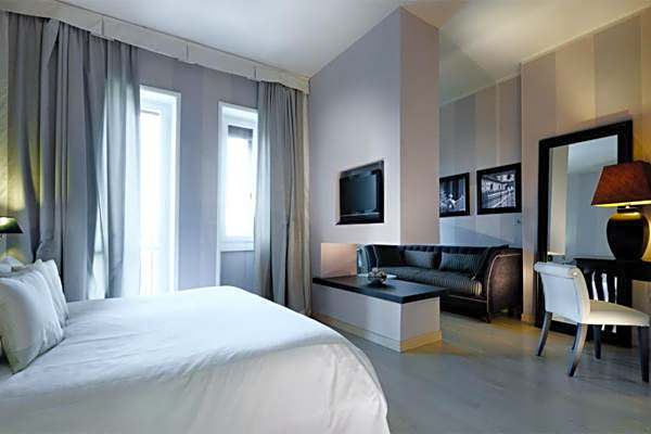 Photo 1 of 5 of Junior Suite