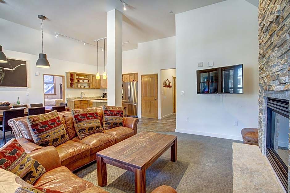 Photo 1 of 12 of Black Bear Lodge | 3 Bedroom