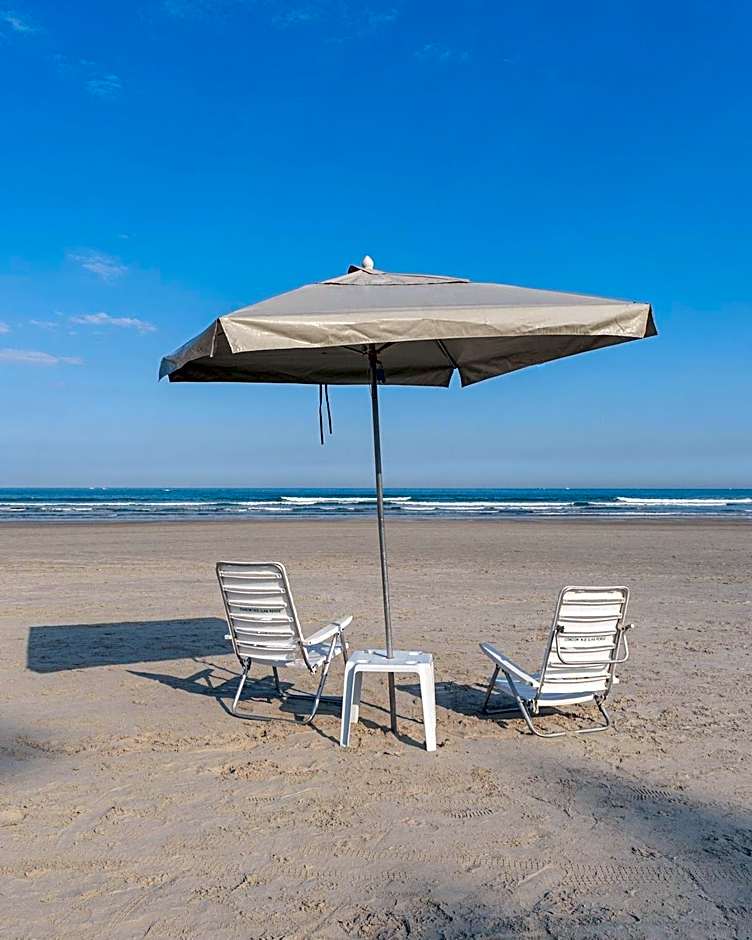 Duplex with Jacuzzi in Riviera