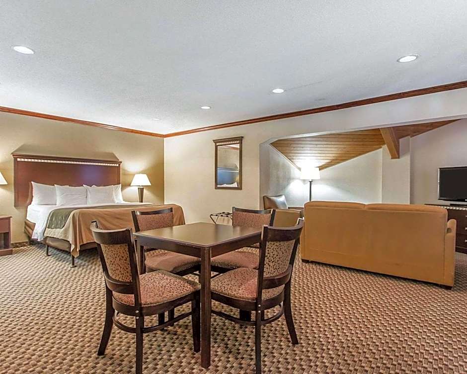 Quality Inn Macomb Near University Area
