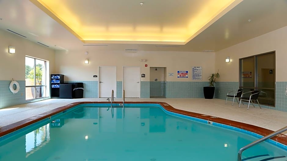 Holiday Inn Express Leland - Wilmington Area, an IHG Hotel