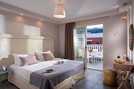 Superior One-Bedroom Quintuple Apartment