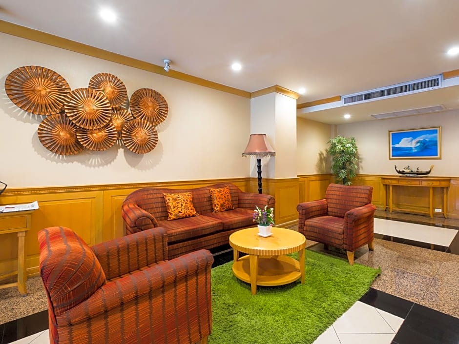 Admiral Suites Bangkok by Compass Hospitality