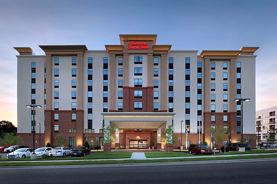 Hampton Inn By Hilton & Suites Falls Church/Seven Corners, VA